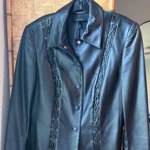 SIZE LARGE VINTAGE ESCADA LEATHER JACKET